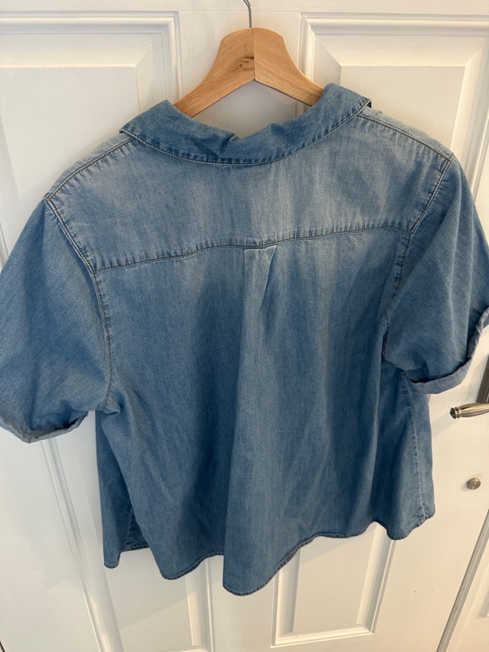 J. Jill Light Blue Denim Button-Down Shirt - Picture 2 of 3